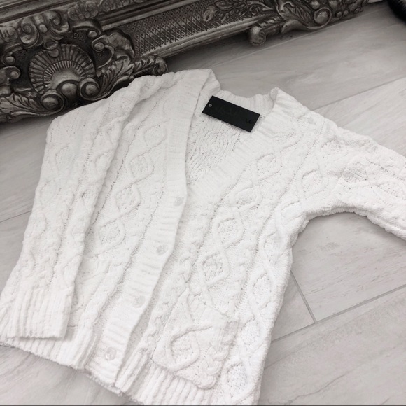 OUTT OF STOCKK - Picture 3 of 4